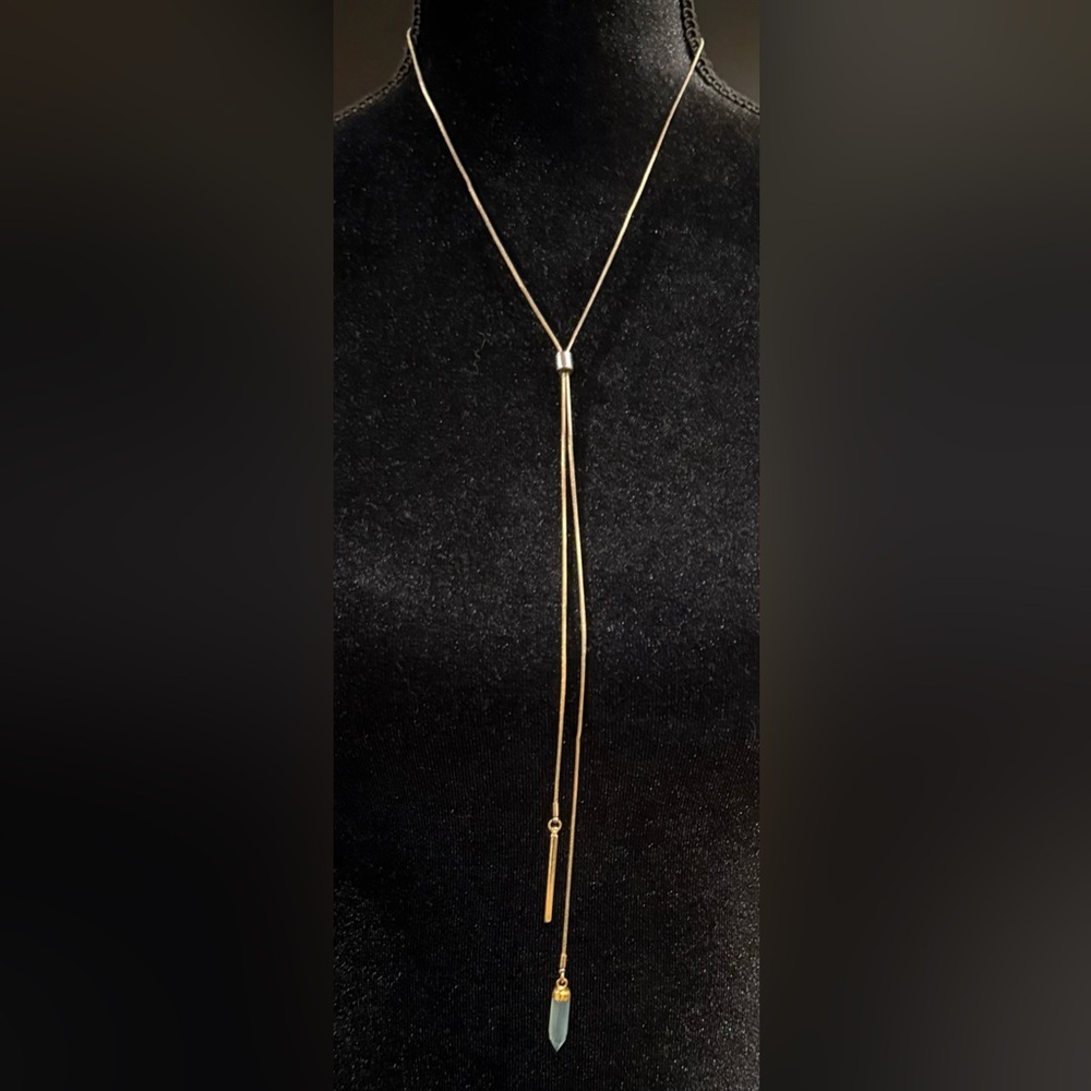 Chic Gold Lariat Necklace with Blue Pendant